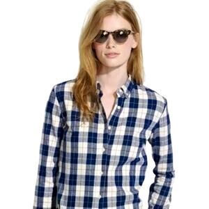 Madewell x Penfield Classic Slim Flannel warm cozy layers white blue red plaid